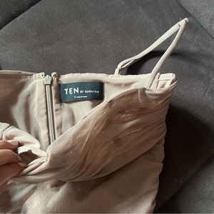 Aritzia babaton scrunch top